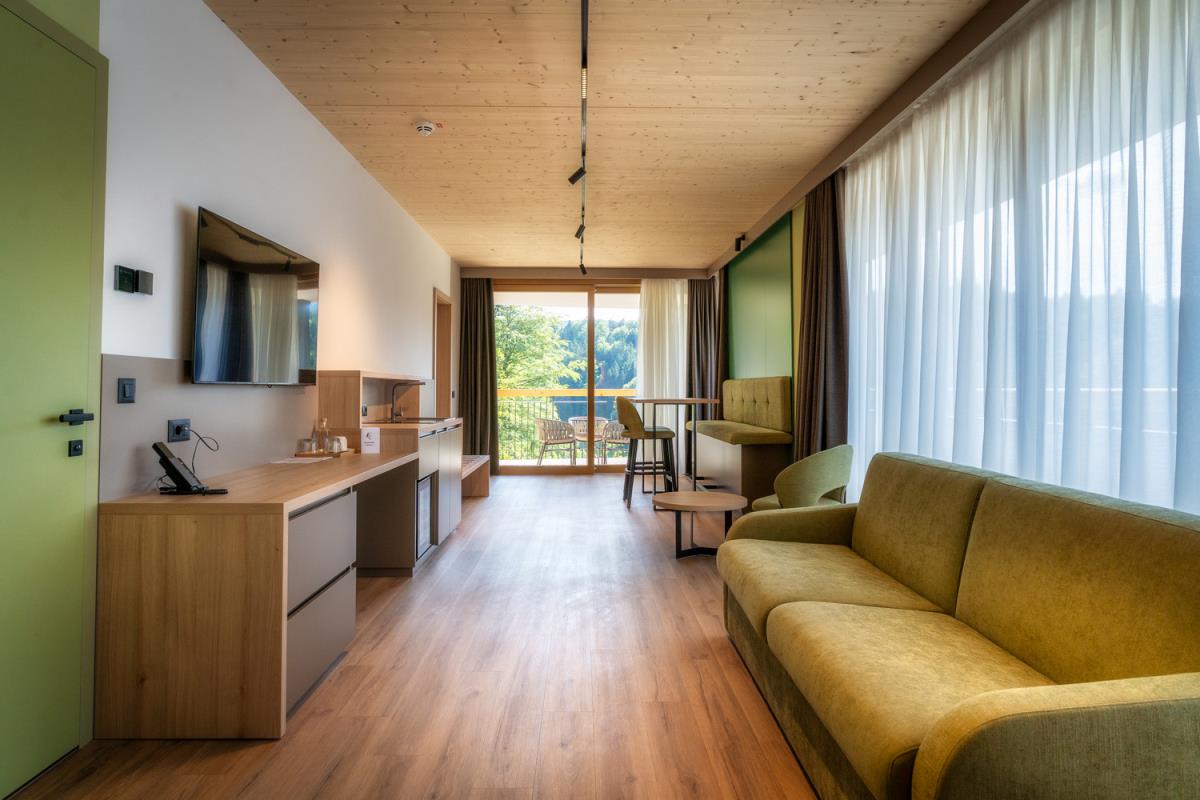 2026-06-08 Hotel Snovik-45